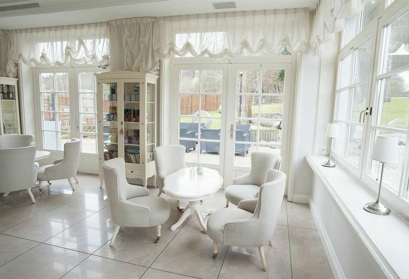 ホテル Oliwska Dolina