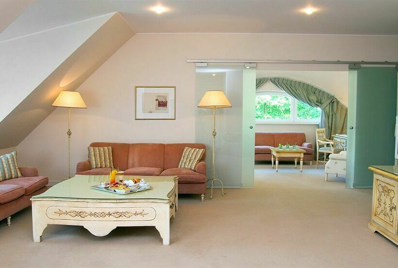 ホテル Oliwska Dolina