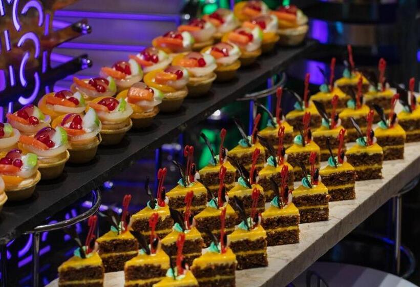 Отель Earls Regency