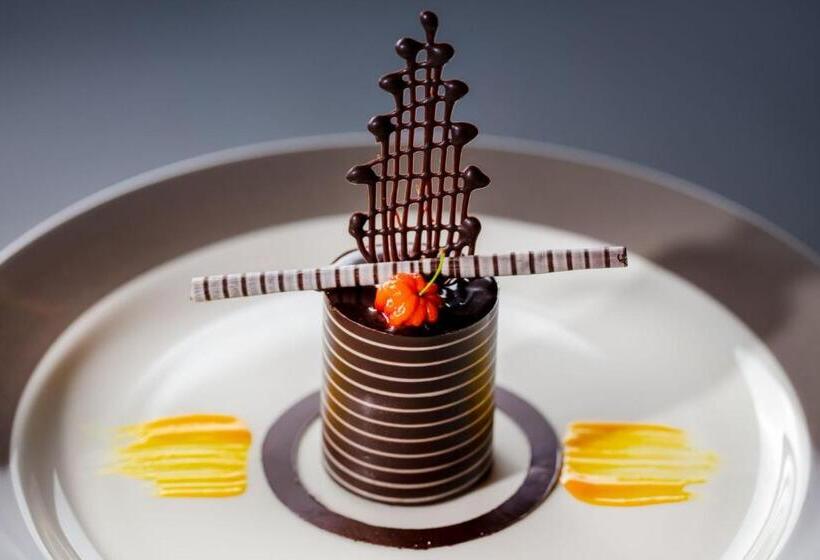 호텔 Earls Regency