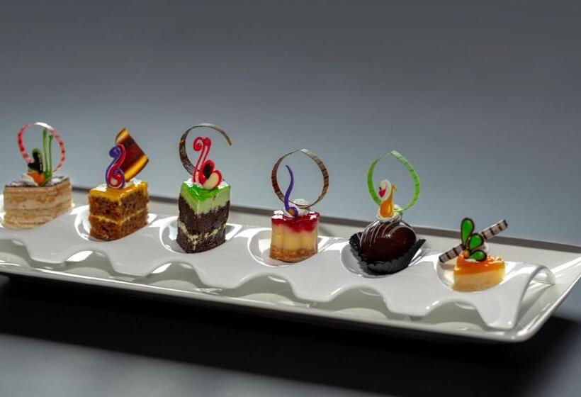 호텔 Earls Regency