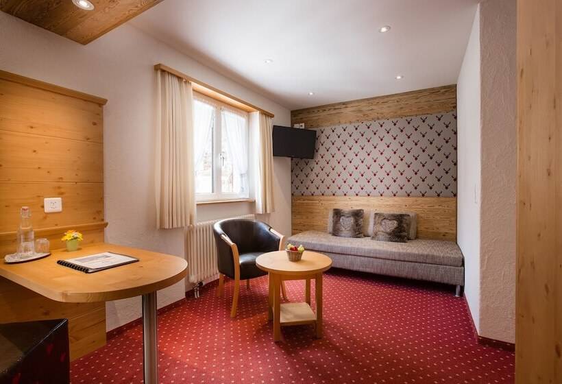 Отель Edelweiss Superior