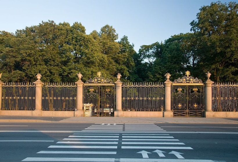 Boutique Hotel Eurasia