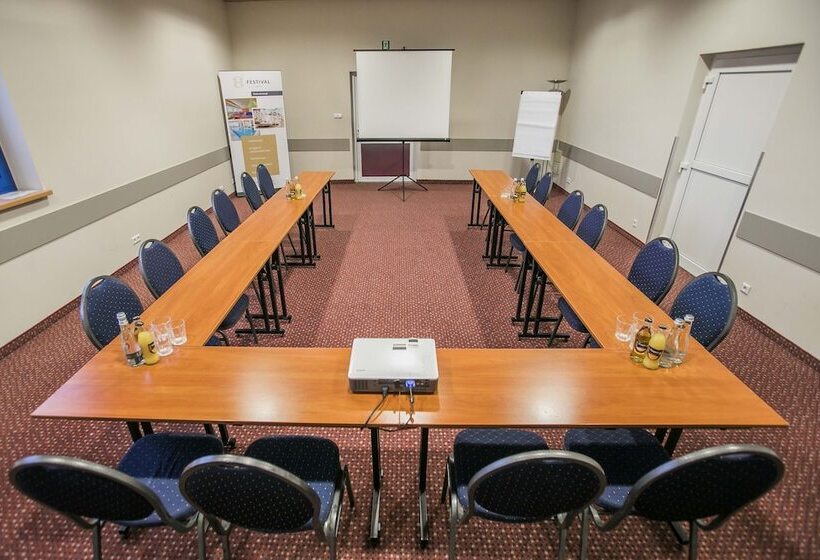 בית מלון כפרי Festival