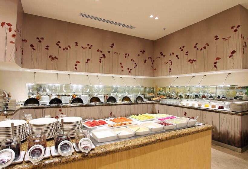 ホテル Fiesta Inn Insurgentes Viaducto