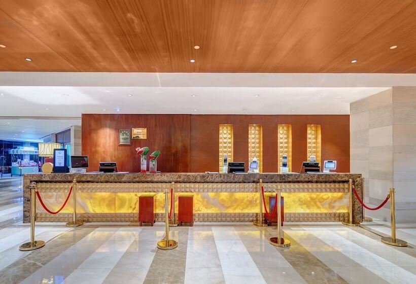 Отель Voco Changzhou Fudu