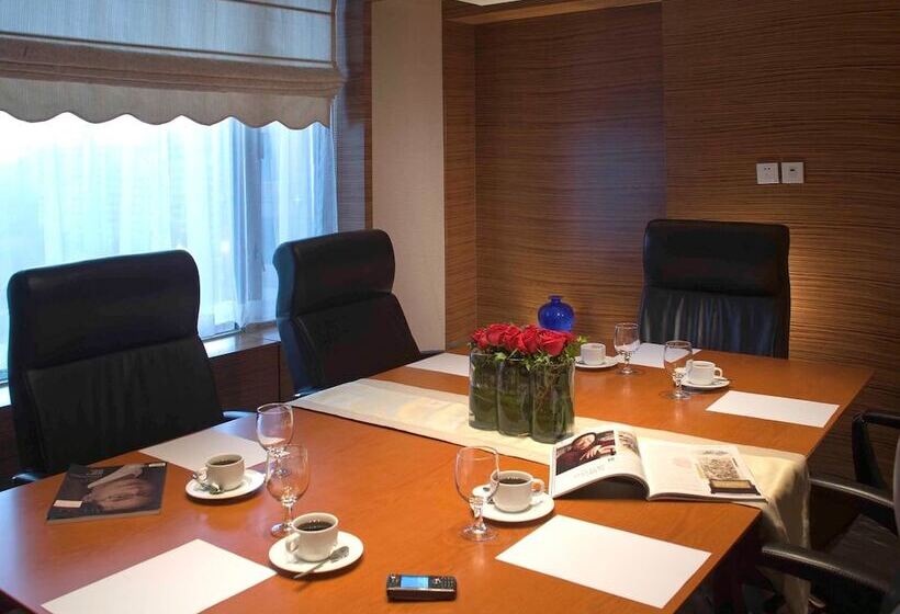 Отель Grand Mercure Beijing Central