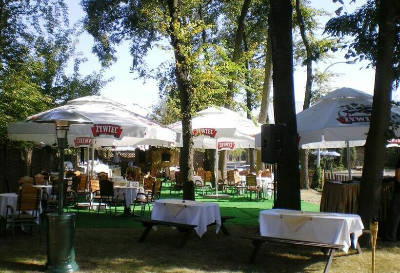 בית מלון כפרי Sangate  Airport