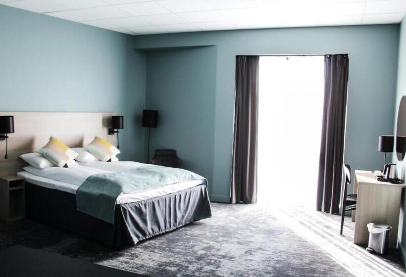 בית מלון כפרי Hardangerfjord