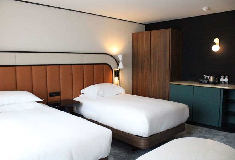 ホテル Hilton Paris La Defense