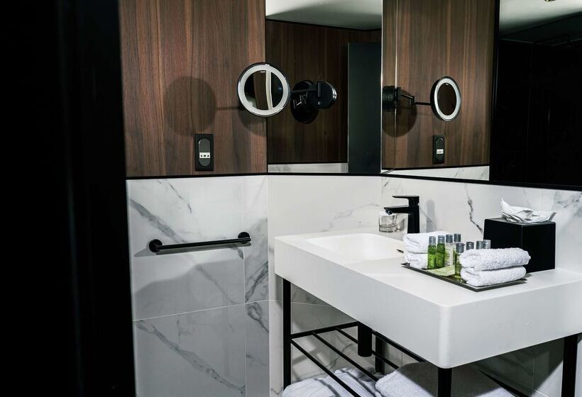 ホテル Hilton Paris La Defense