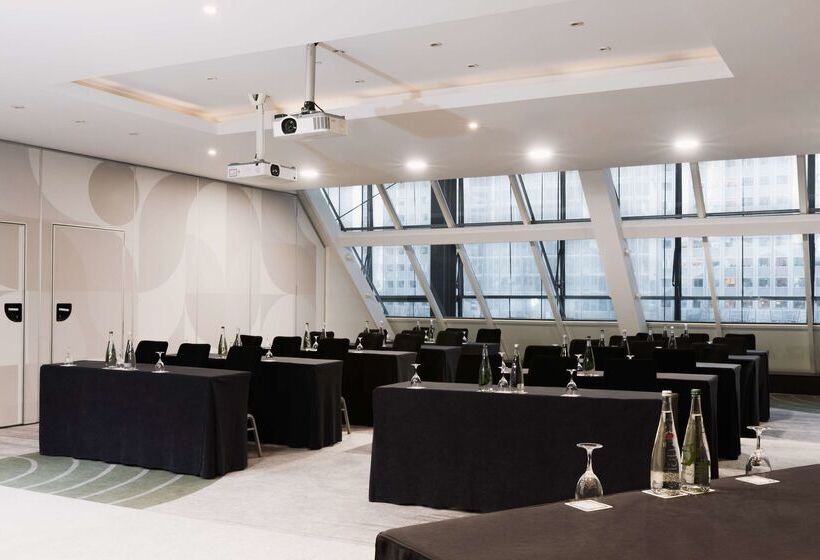 ホテル Hilton Paris La Defense