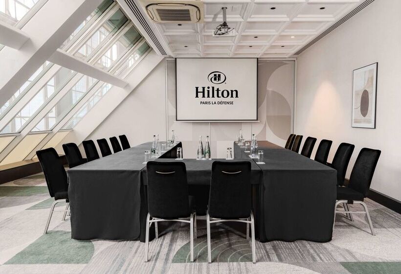 ホテル Hilton Paris La Defense