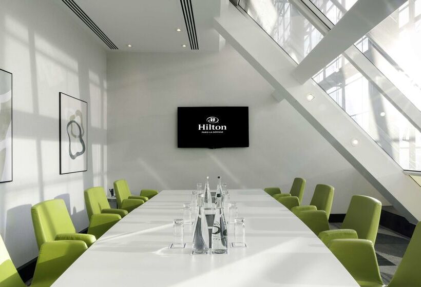 ホテル Hilton Paris La Defense