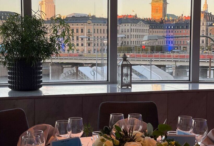 ホテル Hilton Stockholm Slussen