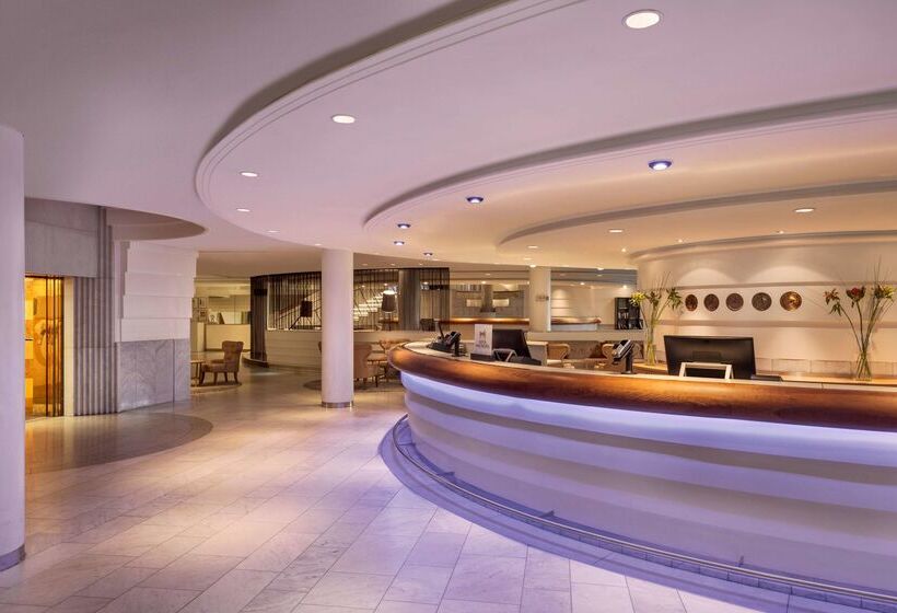 ホテル Hilton Stockholm Slussen