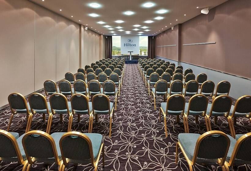 Отель Hilton Zurich Airport