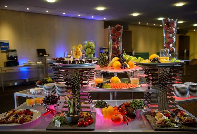 Отель Hilton Zurich Airport