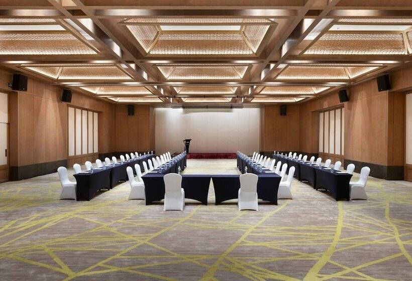 בית מלון כפרי Holiday Inn Resort Sanya Bay, An Ihg