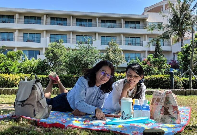 هتل Howard Beach Resort Kenting