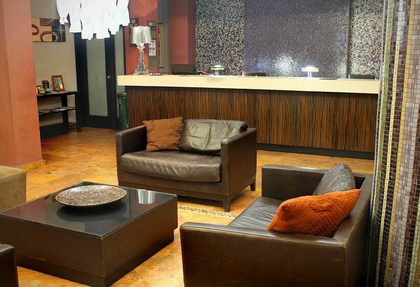 فندق Howard Johnson Inn Plaza de Armas Old San Juan