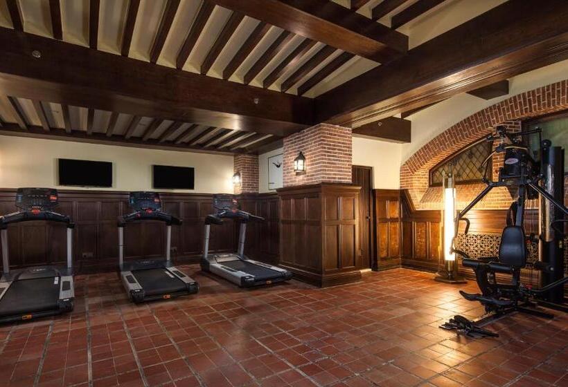 Jinjiang Metropolo Hotel Classiq,shanghai Bund Circle