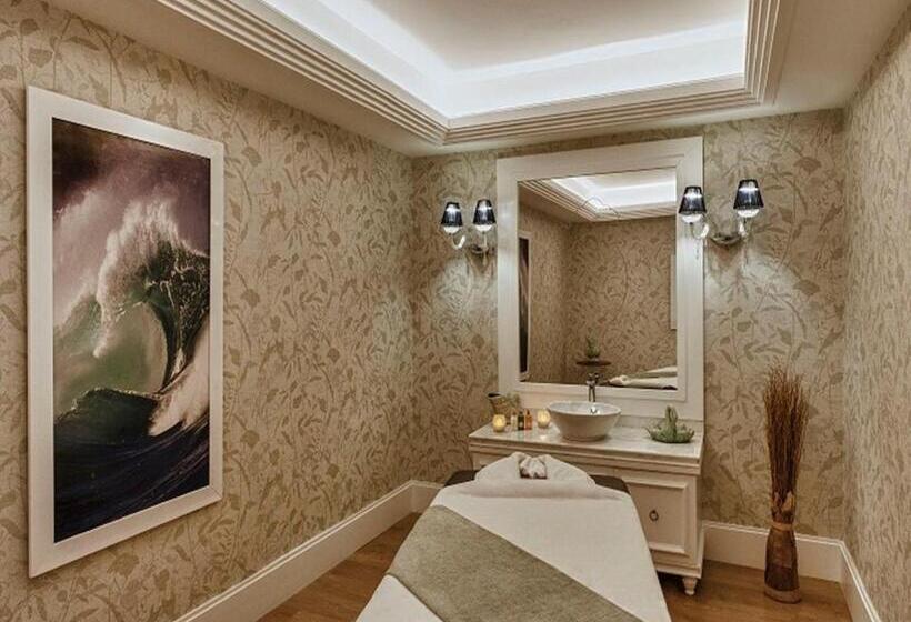 فندق Kaya İstanbul Fair & Convention