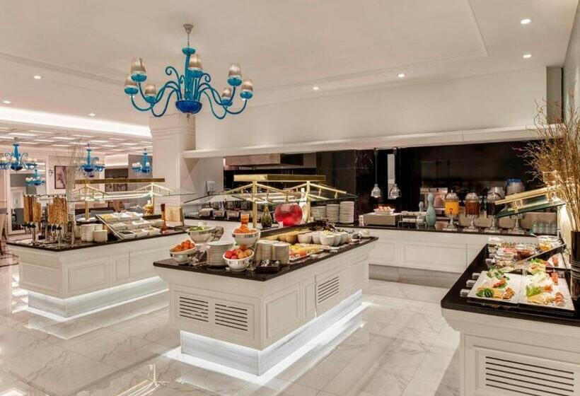 فندق Kaya İstanbul Fair & Convention