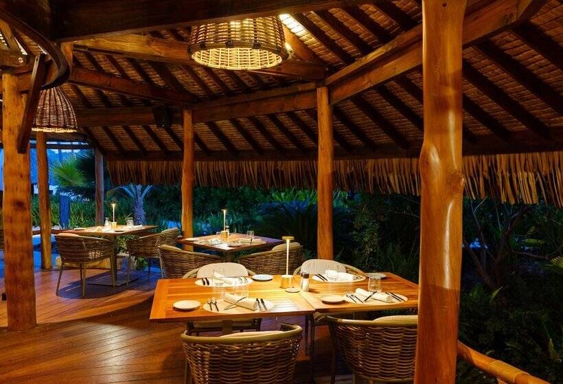 בית מלון כפרי Le Bora Bora By Pearl Resorts