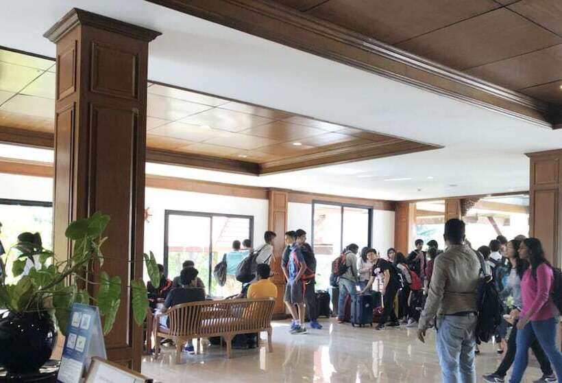 هتل Life Up Resort And Spa