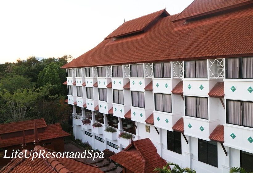 هتل Life Up Resort And Spa