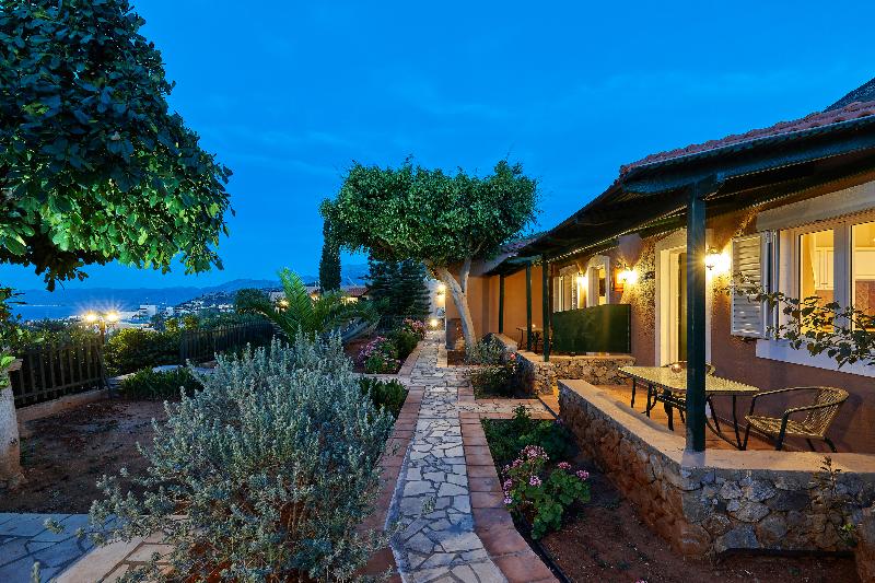 ホテル Marni Village