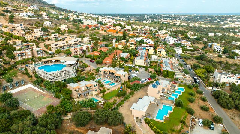 ホテル Marni Village