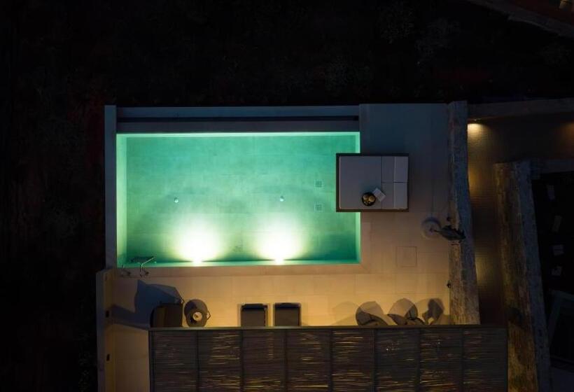 ホテル Marni Village