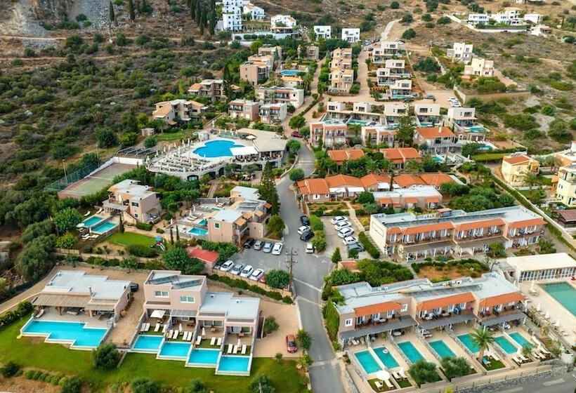 ホテル Marni Village