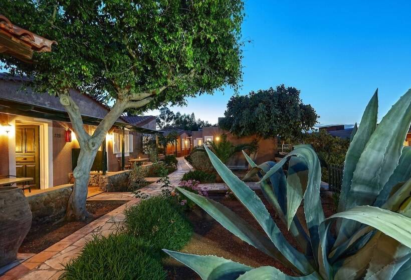 ホテル Marni Village