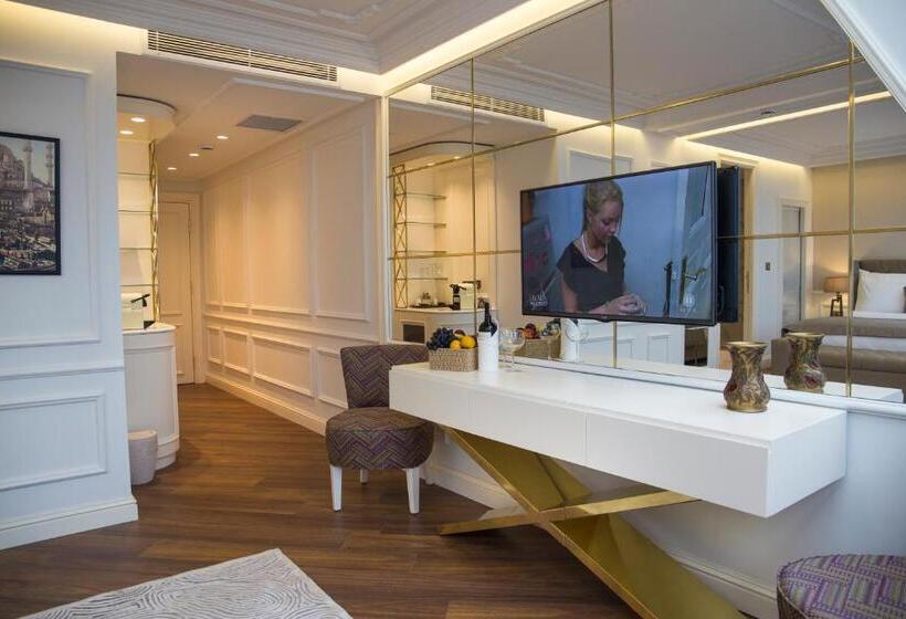 Mina Hotel   Special Category