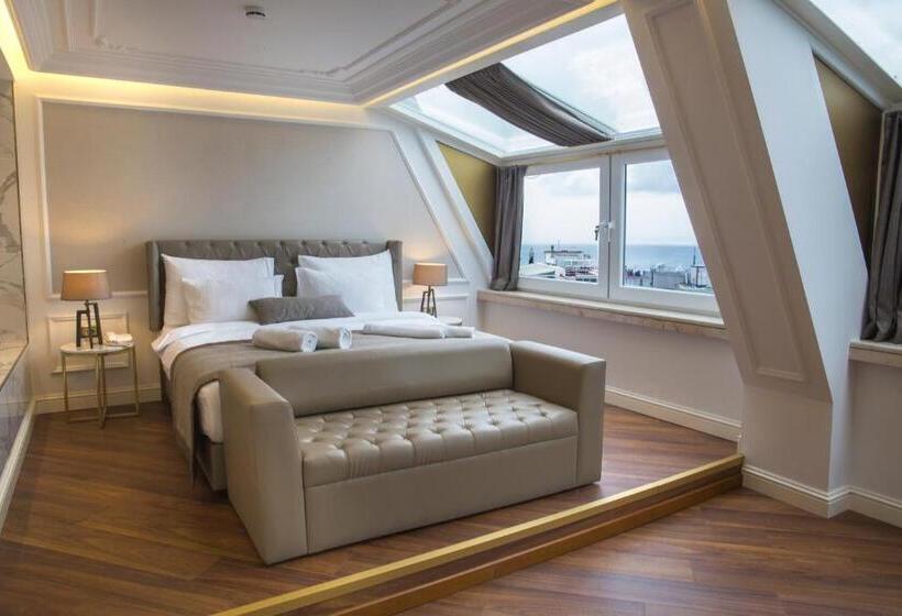 Mina Hotel   Special Category