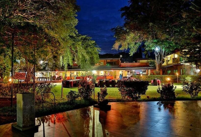 酒店 Miridiya Lake Resort