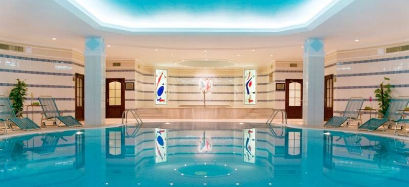 호텔 Moscow Marriott Royal Aurora