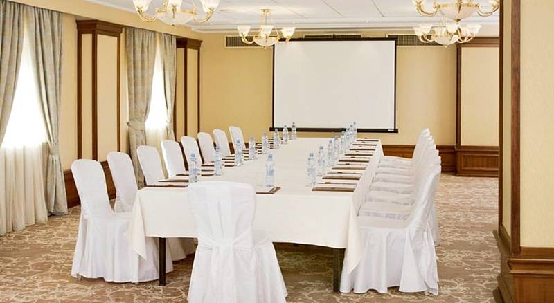 호텔 Moscow Marriott Royal Aurora