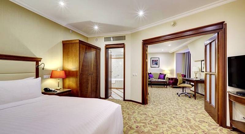 호텔 Moscow Marriott Royal Aurora