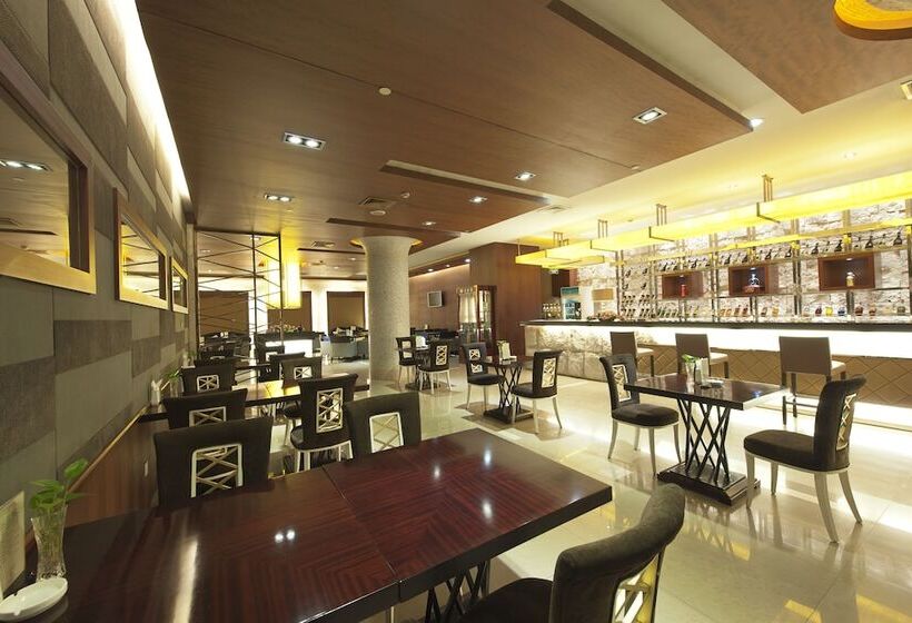 Отель Nanjing International Conference