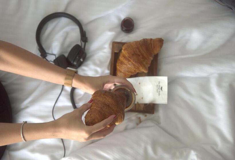 The Wings Hotels Neva Palas