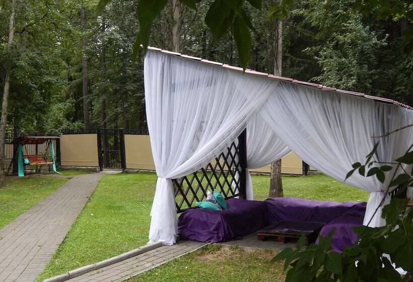 Отель Oktyabrskaya