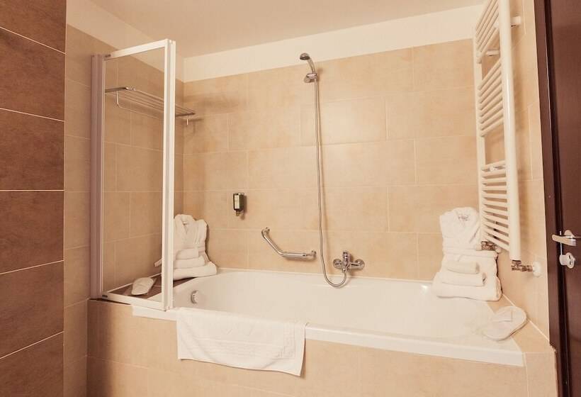 בית מלון כפרי Paradis