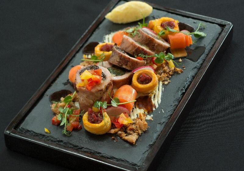 Parkside Hotel & Apartments