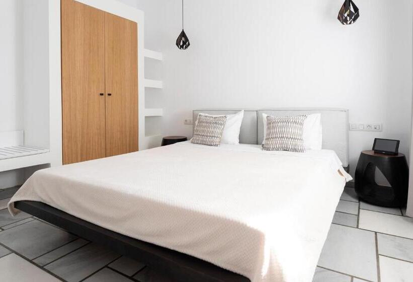 酒店 Paros Agnanti Resort & Spa