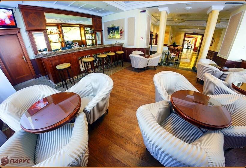 هتل Parus