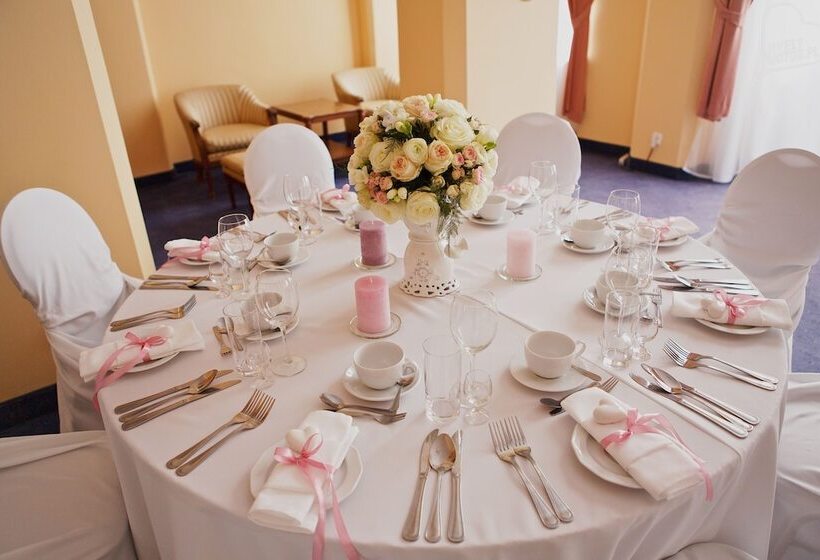 בית מלון כפרי Paszkowka Palace